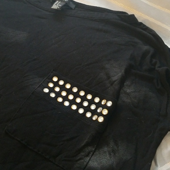 FOREVER 21 Black Top - Picture 2 of 4